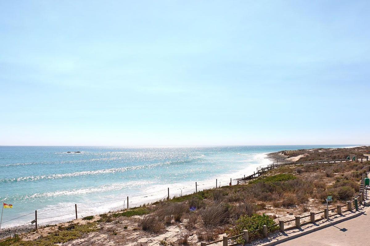 Ferienwohnung Eden On The Bay 118 By Hostagents Bloubergstrand Exterior foto